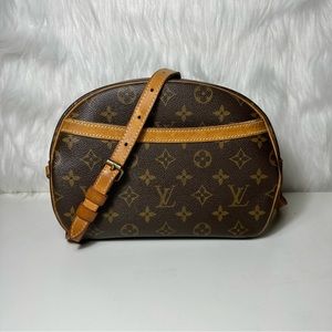 S⭕️LD. Authentic LV Blois